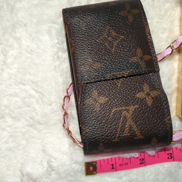 Louis Vuitton Brown Monogram Clutch with Pink Chain - Picture 9 of 9